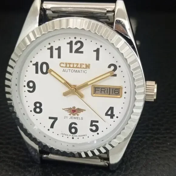 Vintage 1973 Citizen Automatic Mens Silver Watch W/daydate & White accents - Picture 3 of 9